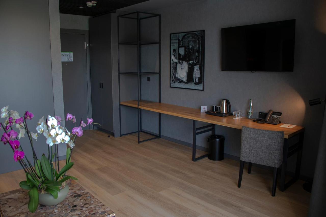 Mk Tirana 5*