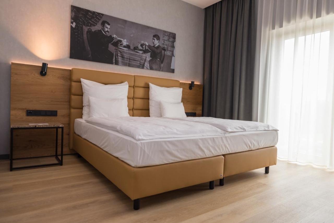 Mk Tirana Hotel 5*